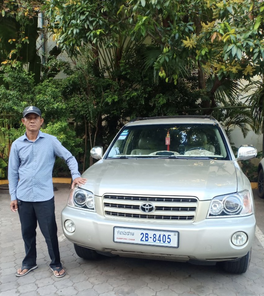 Angkor Wat to Phnom Penh Tour 1d